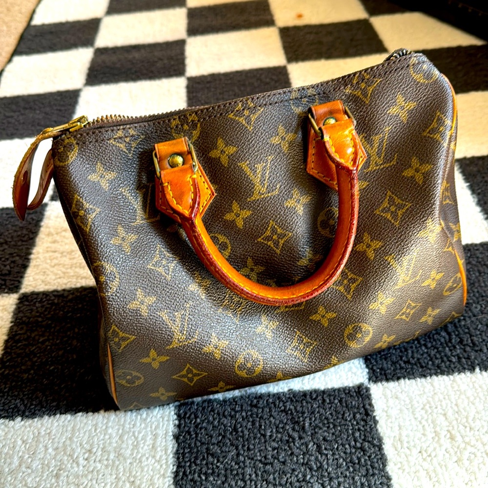 Louis Vuitton Speedy 25